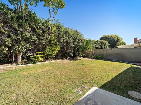 5071 Bayonne Circle, Irvine CA 92604