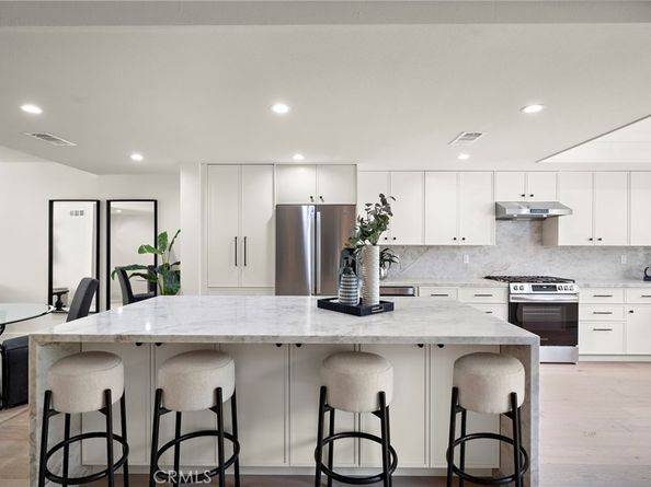 5071 Bayonne Circle, Irvine CA 92604