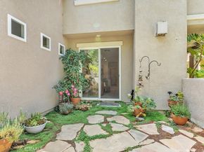 6118 Citracado Circle, Carlsbad CA 92009