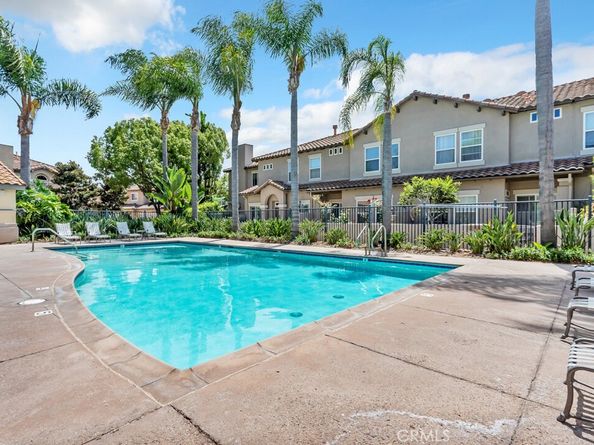6118 Citracado Circle, Carlsbad CA 92009