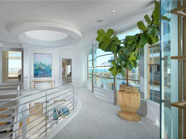 1510 E Oceanfront, Newport Beach CA 92661