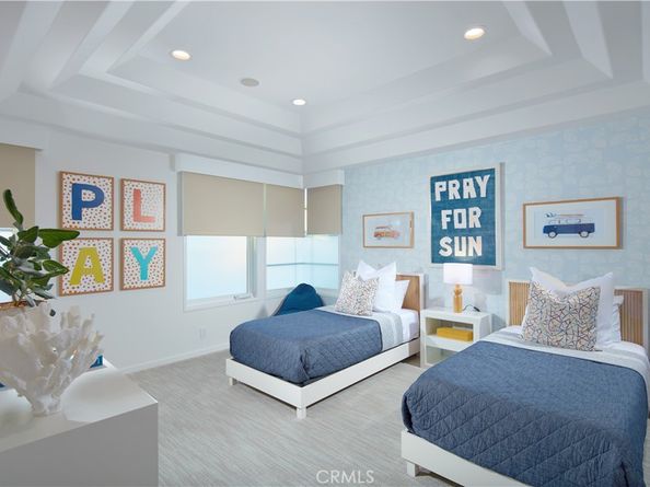 1510 E Oceanfront, Newport Beach CA 92661