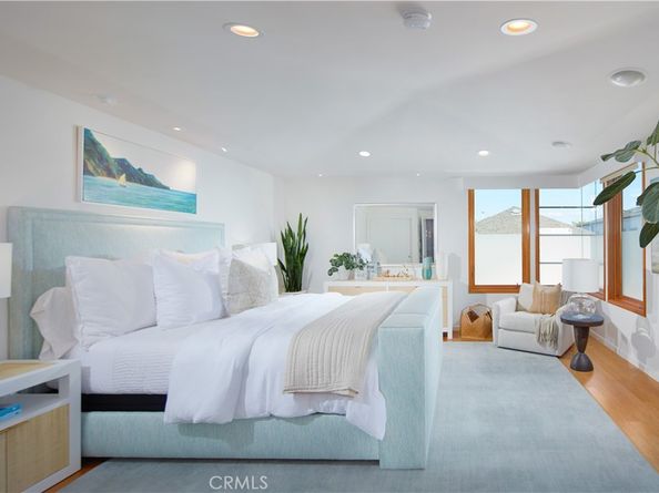 1510 E Oceanfront, Newport Beach CA 92661