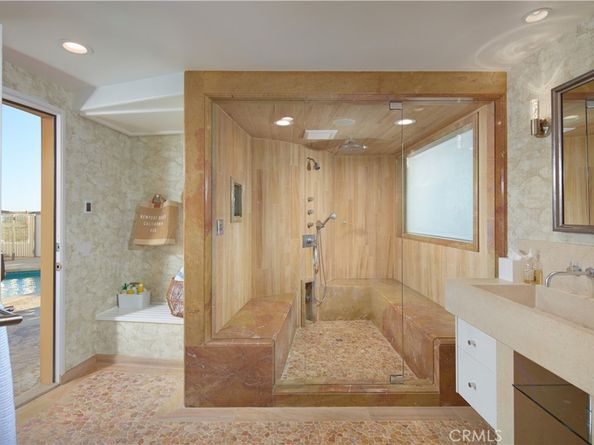 1510 E Oceanfront, Newport Beach CA 92661