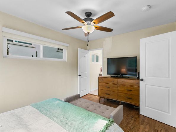 308 S Redondo Avenue, Manhattan Beach CA 90266