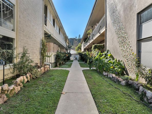 1542 Riverside Drive C, Glendale CA 91201