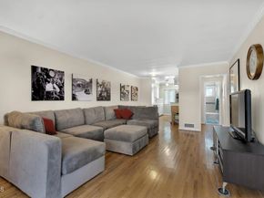 1542 Riverside Drive C, Glendale CA 91201