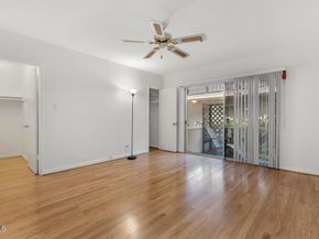 1542 Riverside Drive C, Glendale CA 91201