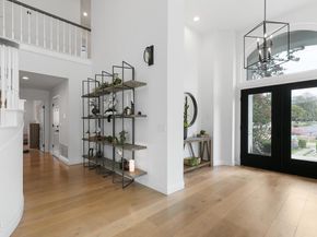 5537 Foothill Drive, Agoura Hills CA 91301