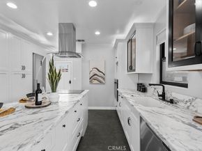 1702 Landis Street, Burbank CA 91504