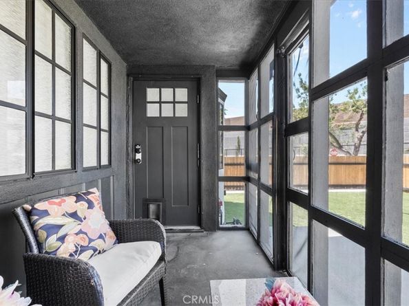 1702 Landis Street, Burbank CA 91504