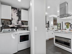 1702 Landis Street, Burbank CA 91504