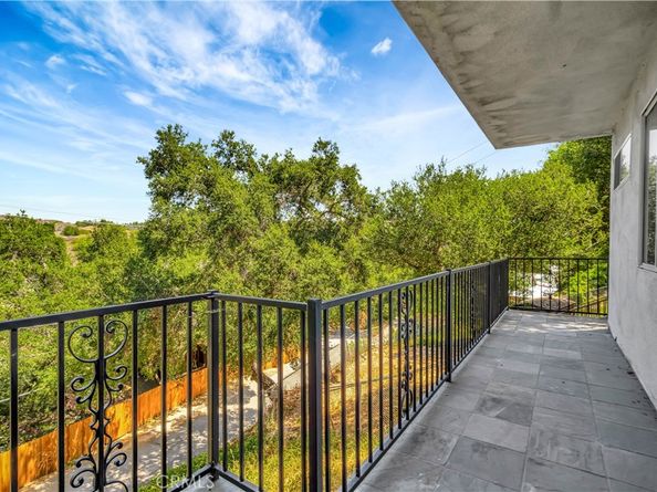 22011 Callado Way, Topanga CA 90290