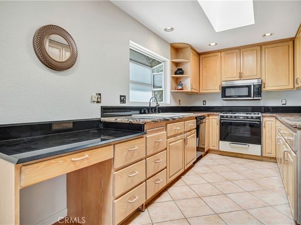 22011 Callado Way, Topanga CA 90290