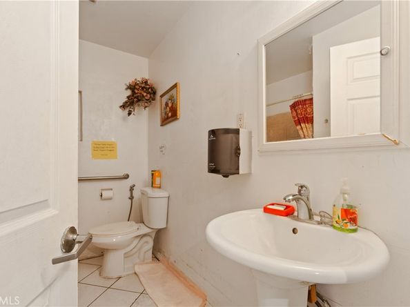 1140 Indian Summer Avenue, La Puente CA 91744