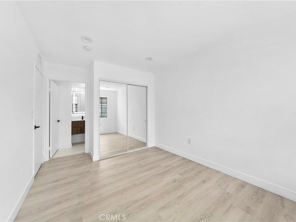 9140 Burnet Avenue 10, North Hills CA 91343