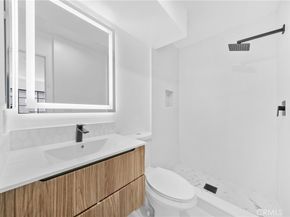 9140 Burnet Avenue 10, North Hills CA 91343