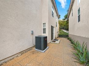 202 Cancion Way, Los Angeles CA 90033