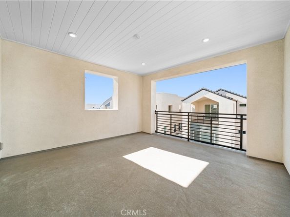 165 Sawbuck, Irvine CA 92618