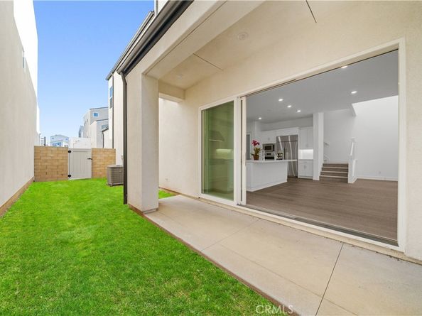 165 Sawbuck, Irvine CA 92618