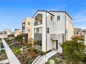 165 Sawbuck, Irvine CA 92618