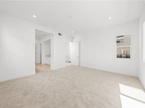 165 Sawbuck, Irvine CA 92618