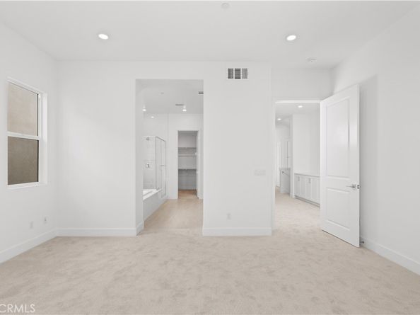 165 Sawbuck, Irvine CA 92618