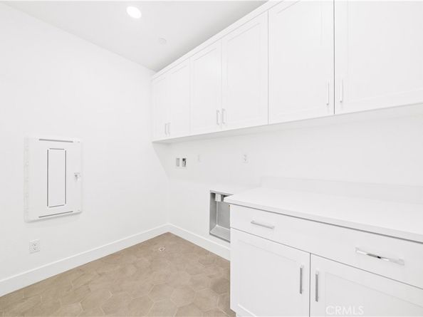 165 Sawbuck, Irvine CA 92618