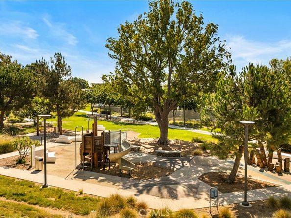 165 Sawbuck, Irvine CA 92618