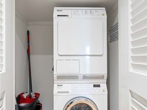 877 Francisco 4111, Los Angeles CA 90017