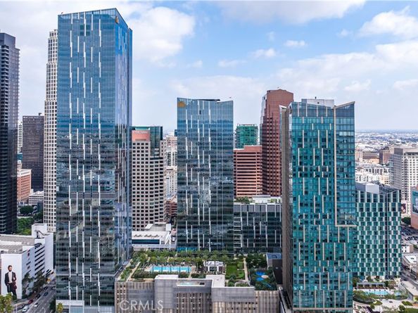 877 Francisco 4111, Los Angeles CA 90017