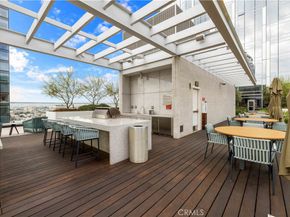 877 Francisco 4111, Los Angeles CA 90017