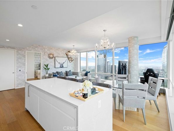 877 Francisco 4111, Los Angeles CA 90017