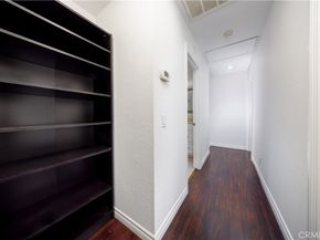 17 Blackbird, Pomona CA 91766