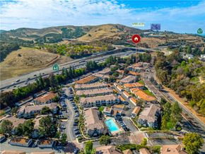 17 Blackbird, Pomona CA 91766