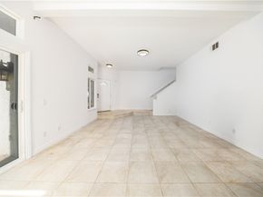 17 Blackbird, Pomona CA 91766