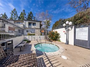 17 Blackbird, Pomona CA 91766