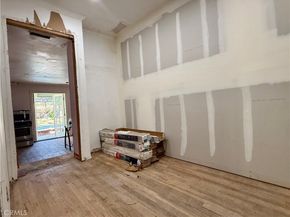 1532 N Ontario Street, Burbank CA 91505