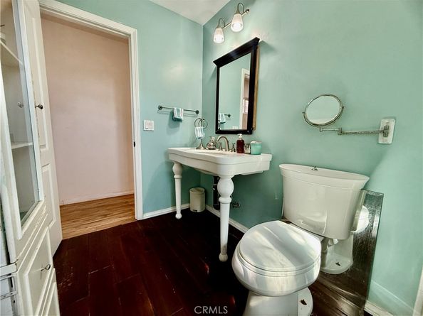 1532 N Ontario Street, Burbank CA 91505