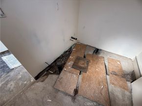 1532 N Ontario Street, Burbank CA 91505