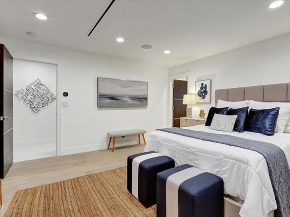 4423 Bergamo Drive, Encino CA 91436