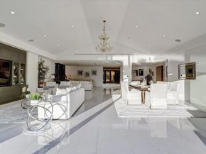 4423 Bergamo Drive, Encino CA 91436