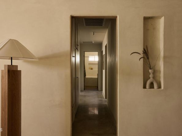 4781 Round Top Drive, Los Angeles CA 90065