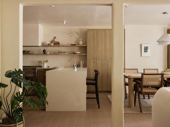 4781 Round Top Drive, Los Angeles CA 90065