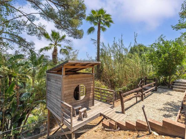 453 Frontenac Avenue, Los Angeles CA 90065