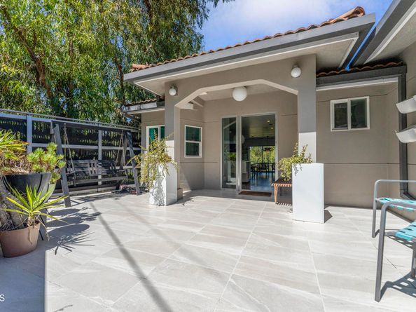 453 Frontenac Avenue, Los Angeles CA 90065