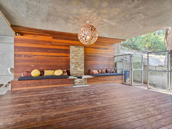 453 Frontenac Avenue, Los Angeles CA 90065