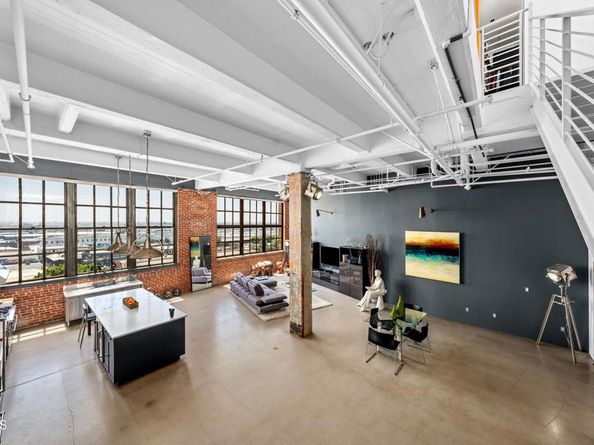 1850 Industrial Street 708, Los Angeles CA 90021