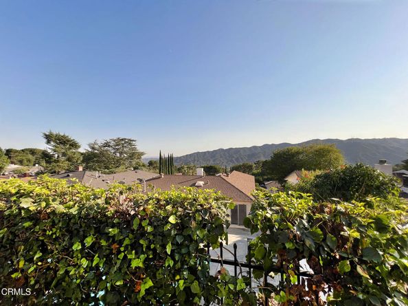 3058 Cloudcrest Road, La Crescenta CA 91214