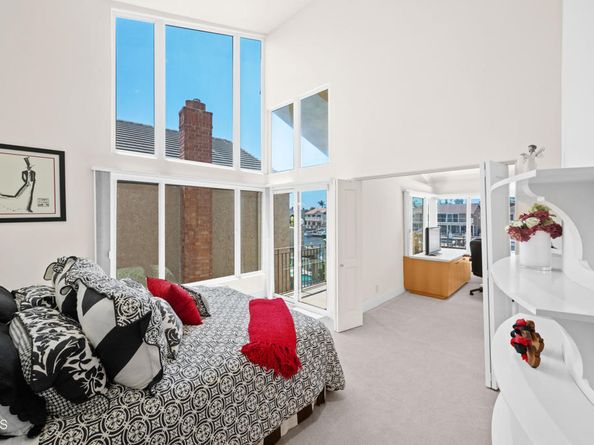 16181 Santa Barbara Lane, Huntington Beach CA 92649